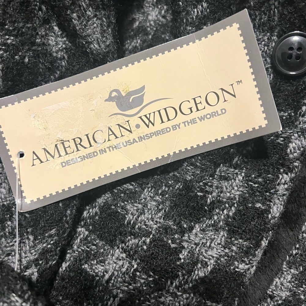 American Widgeon Hooded Princess black Coat Faux Fur Girls size 14 - Picture 4 of 9